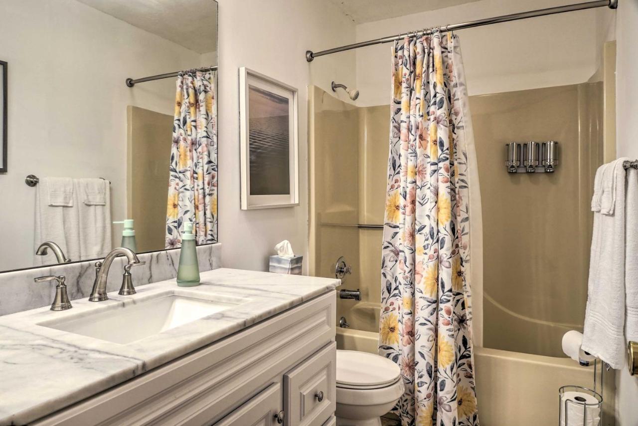 Pet-Friendly Branson Retreat With Pool And Golf Access Apartment Luaran gambar