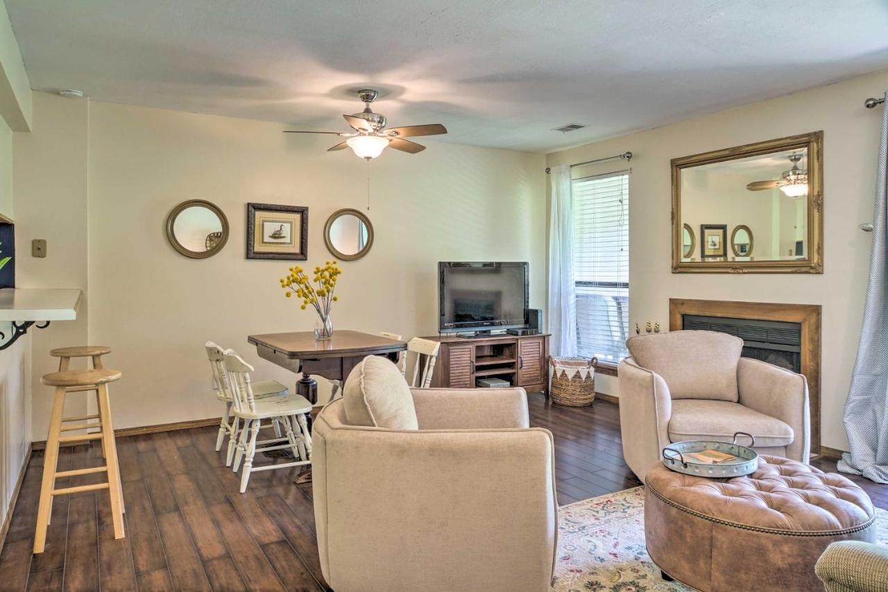 Pet-Friendly Branson Retreat With Pool And Golf Access Apartment Luaran gambar